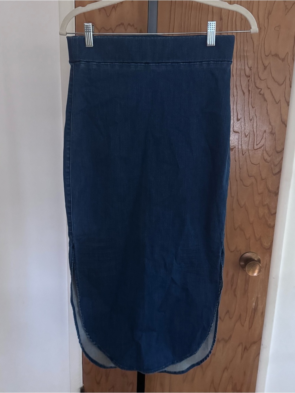 Frank & Eileen donegal Navy Denim Curved-Hem Midi Skirt - Picture 3 of 10